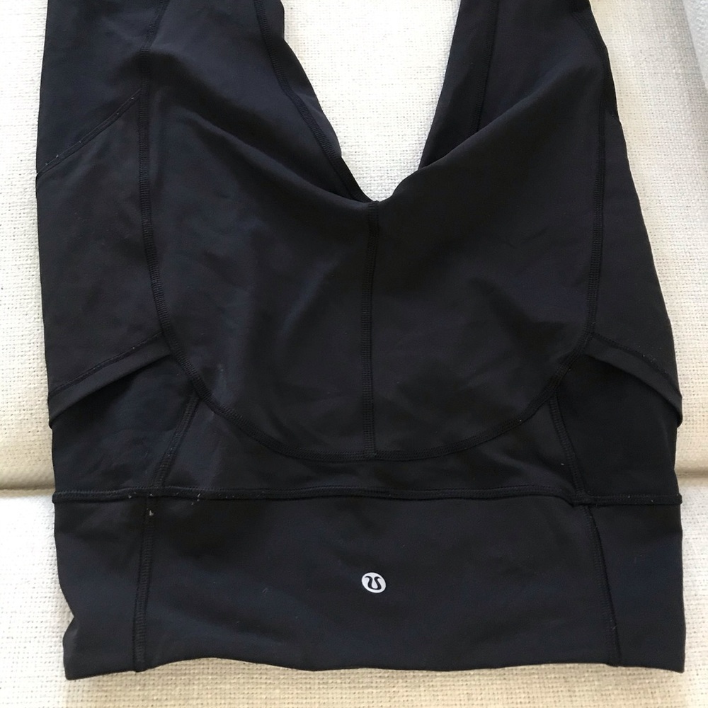 Lululemon leggings, size 6, 7/8th length, BLACK
